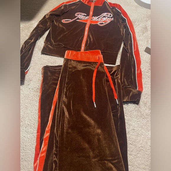 Velvet Crop Jacket With Pants Set - Picture 4 of 6